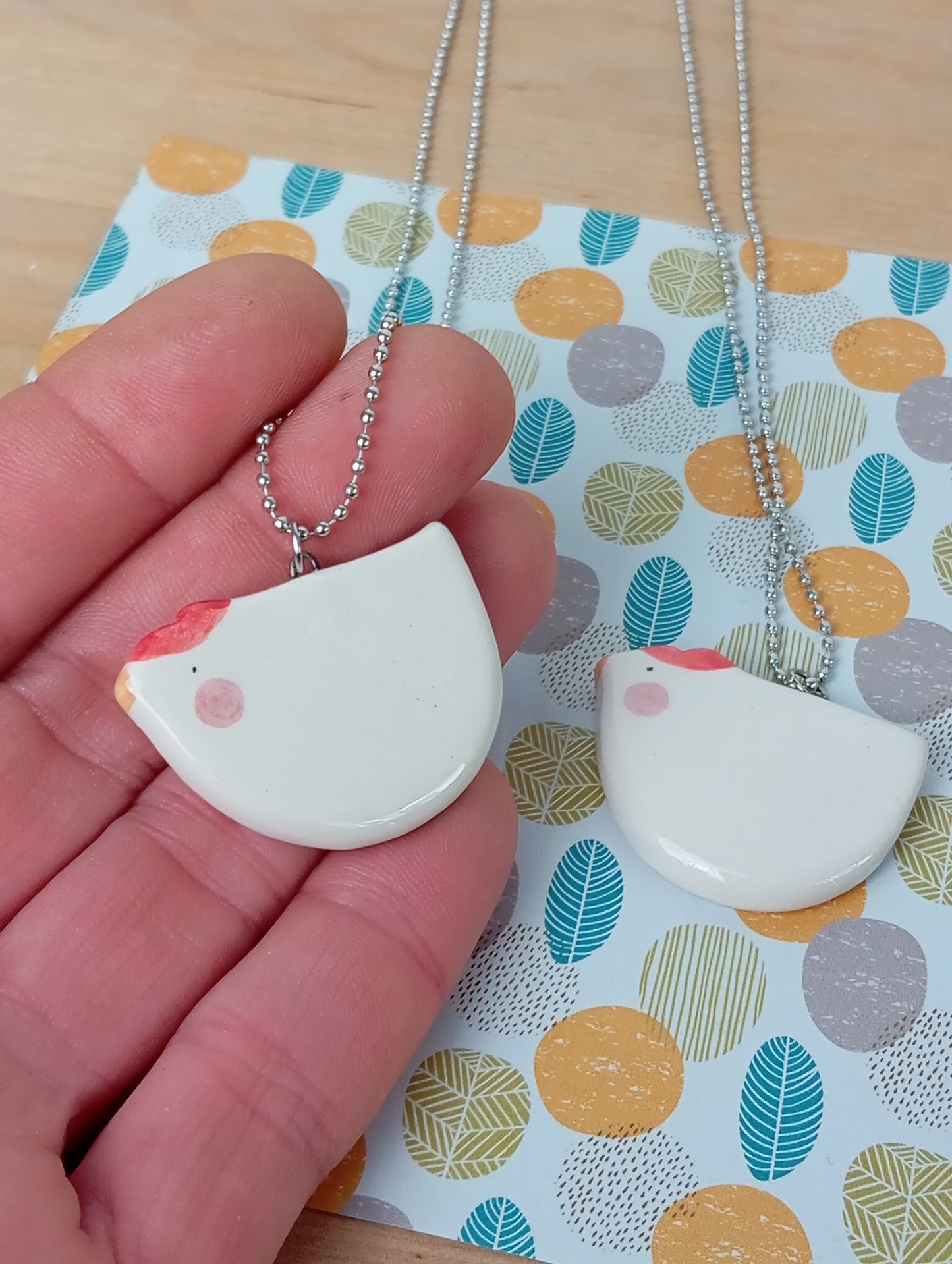 Collana Gallina in ceramica